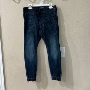 Levi elastic waist jeans